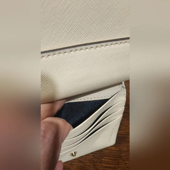 Tory Burch Wallet With Floral Design - Picture 7 of 10